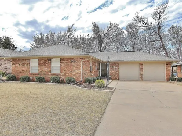 302 N Ranchwood Blvd, Yukon, OK 73099