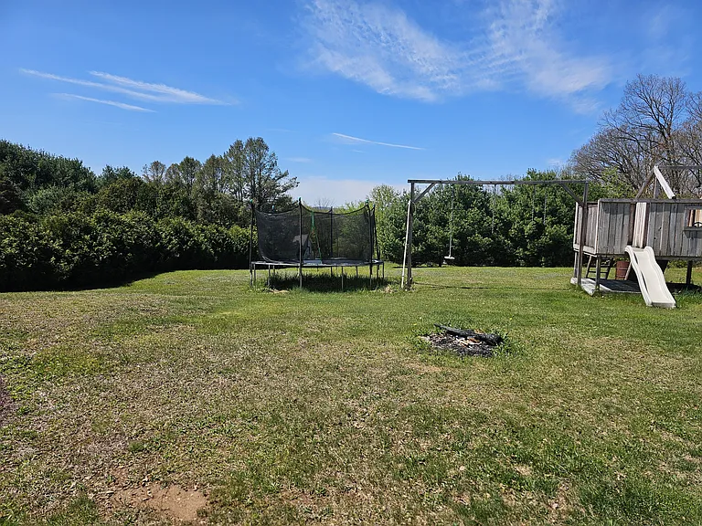 224 Laurel Dr — Photo 45