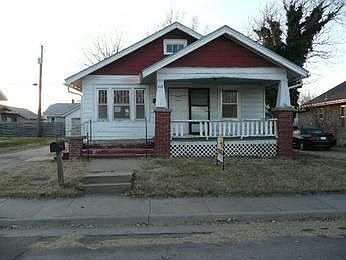 1st image of 513 N Houser Dr