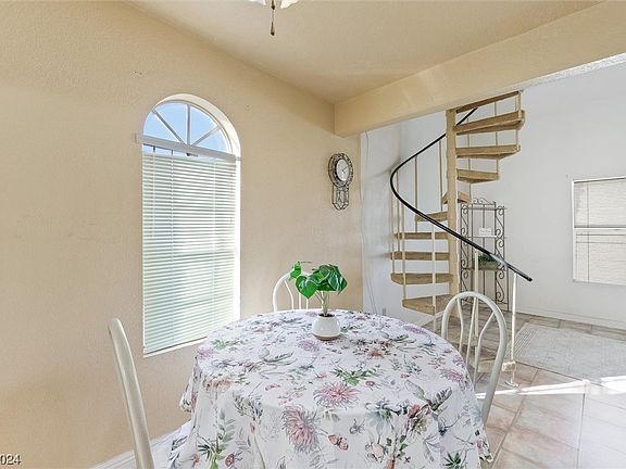 3rd image of 3607 Melonies Dr Unit 131