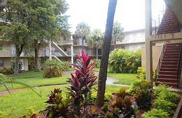 2nd image of 1230 W 54th St APT 212A
