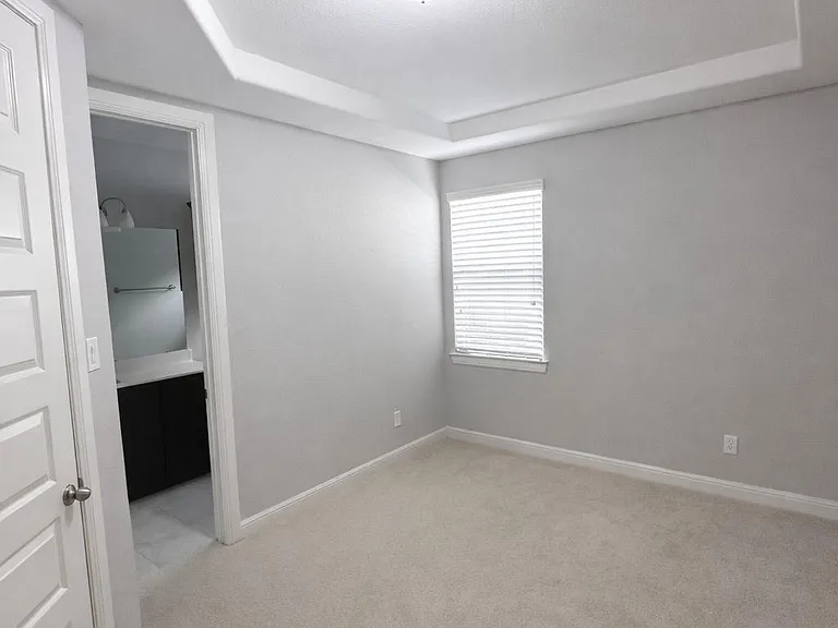2406 Trocadero Ln — Photo 23