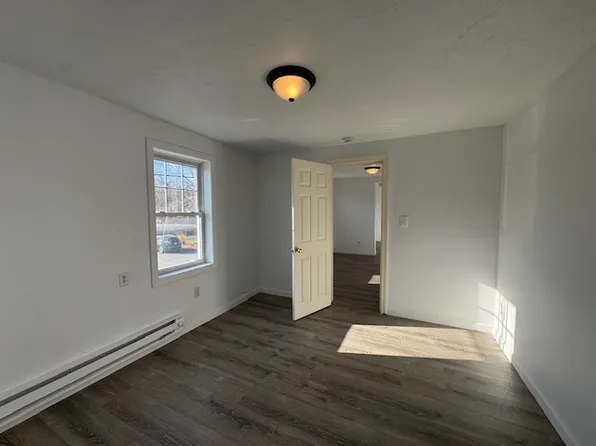 20 Ayer Rd, Shirley, MA 01464