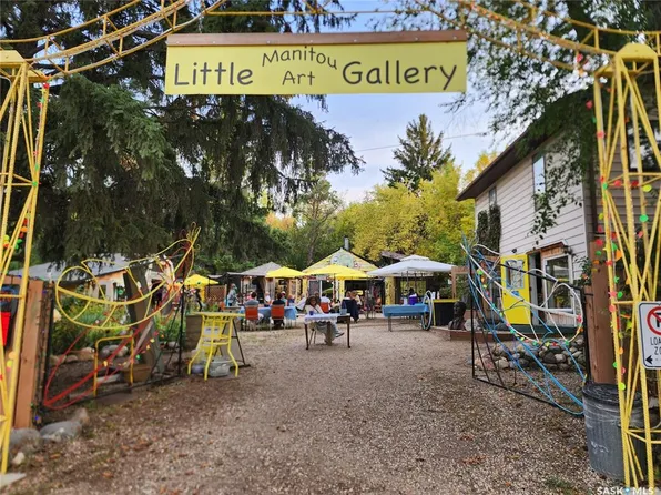 202-206 Elizabeth AVENUE, Manitou Beach, SK S0K 4T1