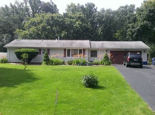 280 Lycoming Rd, Rochester, NY 14623