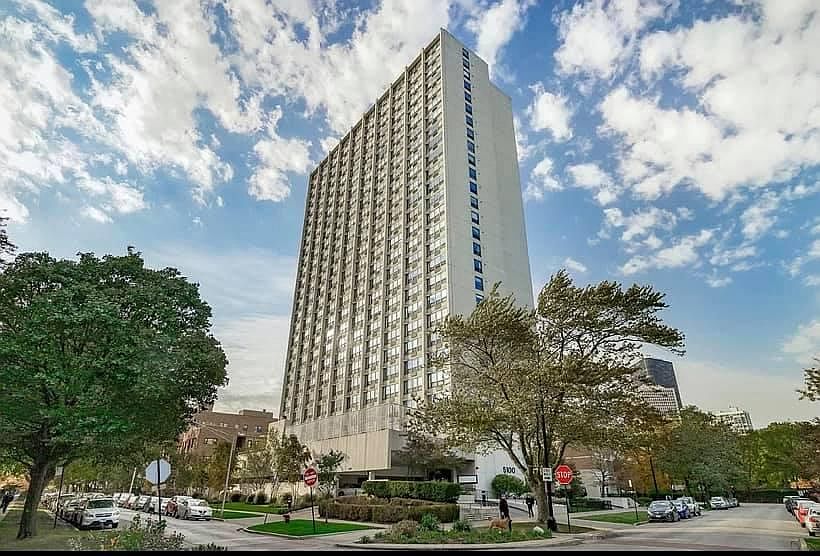 1st image of 5100 N Marine Dr APT 4G