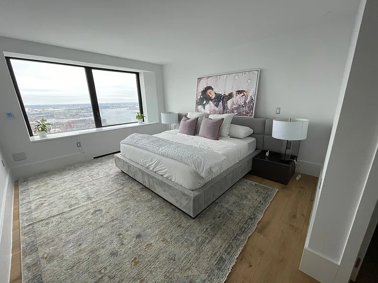 65 E India Row #B — Photo 15