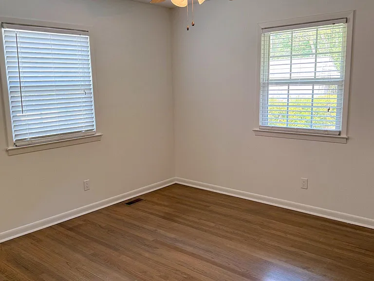 449 Lynhurst Dr — Photo 26