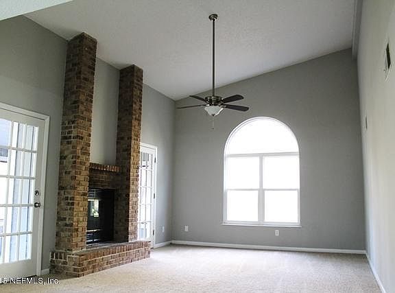 5th image of 13628 Saint Lawrence Ct