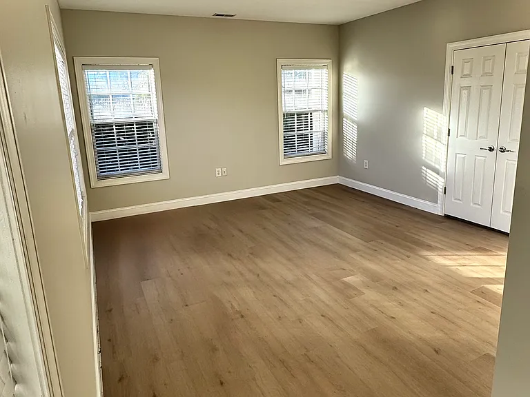 1926 Tara Ct #203 — Photo 3