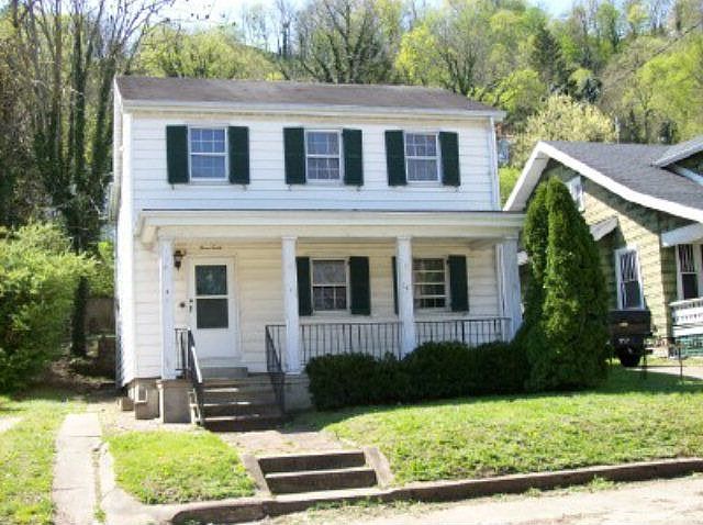 1st image of 340 W 2nd St
