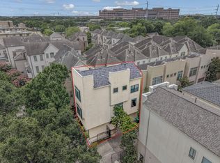 1914 Woodbury St, Houston, TX 77030