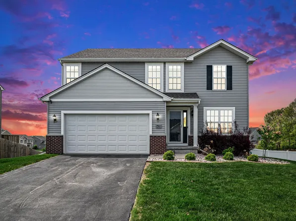 7501 E 121st Ave, Winfield, IN 46307