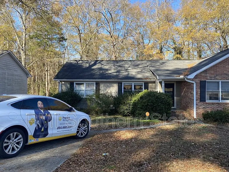 209 Jonesville Rd — Photo 2