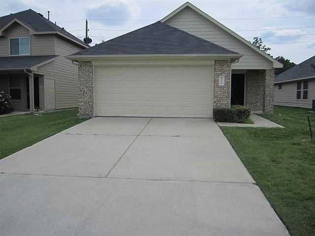 1st image of 22235 Doubletree Park Dr