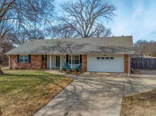 941 Lariat Dr, Bartlesville, OK 74006