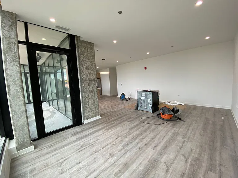 1120 W Patterson Ave #303 — Photo 4