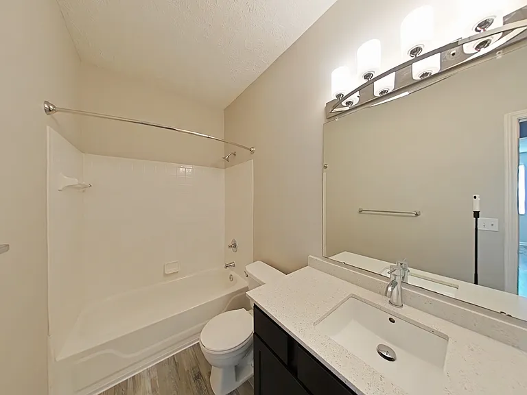 Landings At Beckett Ridge — Photo 46