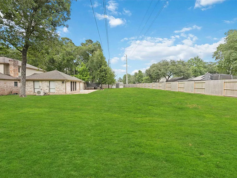 19302 Forest Fern Ct — Photo 2
