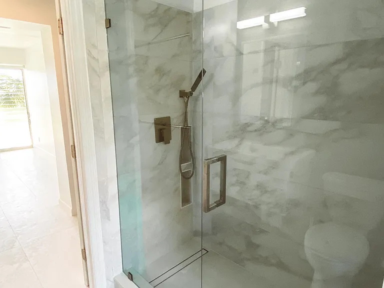 2755 NE 28th Ave #C1 — Photo 19