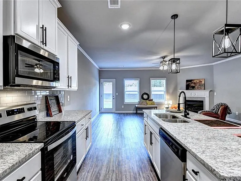 5116 Fox Den Rd — Photo 8