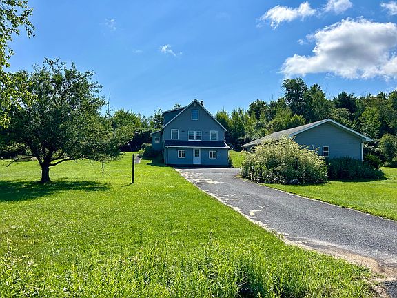 2nd image of 26 Mountain View Dr