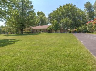 25000 E Rosewood Dr, Broken Arrow, OK 74014