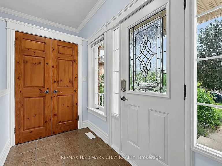 2040 Celeste St #MAIN — Photo 2