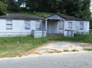 1914 Carlton St, North Charleston, SC 29405