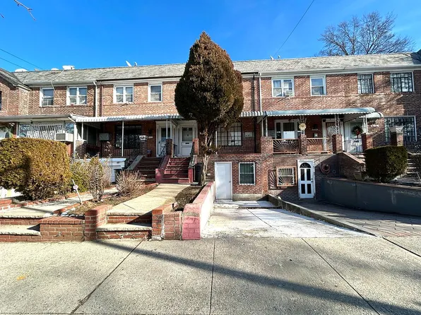 30-15 82nd St #Penthouse, East Elmhurst, NY 11370