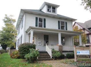 1204 S 5th St, Springfield, IL 62703