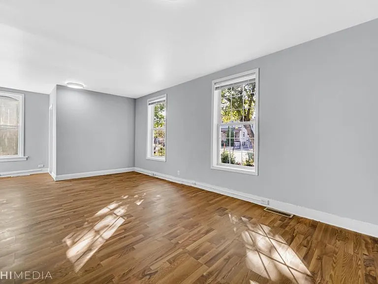 312 Herkimer St #312-1 — Photo 6