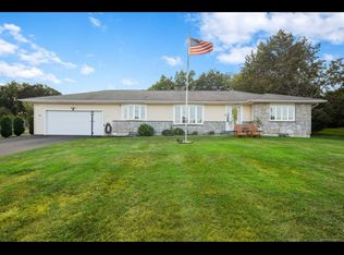 44 Clapboard Ridge Rd, Danbury, CT 06811