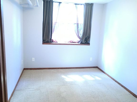 3rd image of 1643 Berkeley Ave APT 3