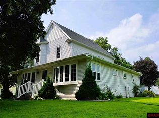 300 E East South St, Amboy, MN 56010