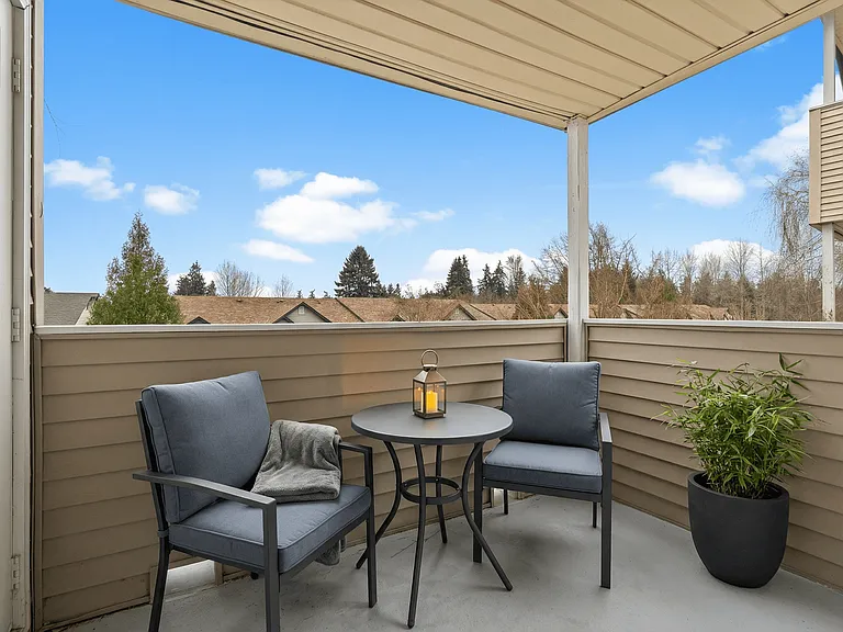 Deer Creek Apartments — Photo 42