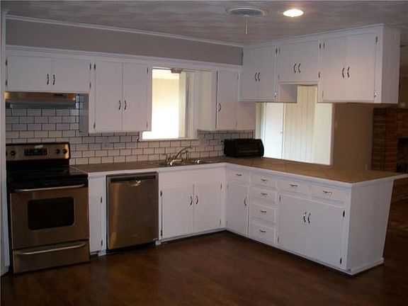 3rd image of 531 Edmonson Ave