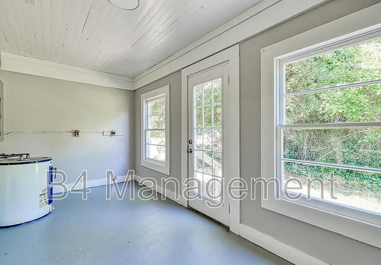 151 Church St — Photo 24
