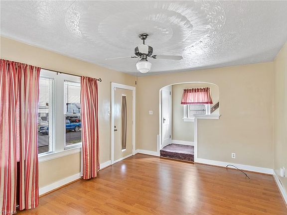 4th image of 764 Morgan Ave