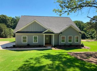 532 Elder Rd, Winder, GA 30680