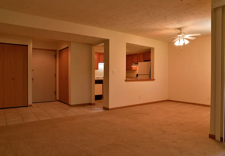 Lake Candlewood Apartments — Photo 46
