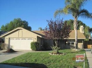 19090 Janisse Ln, Lake Elsinore, CA 92530