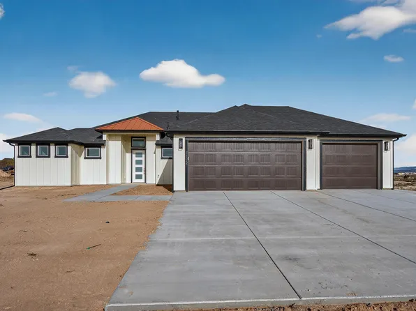 4192 W Midvalley Rd, Cedar City, UT 84721