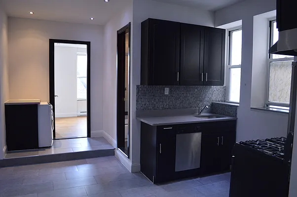 Rented by CoSo Apartments | media 18