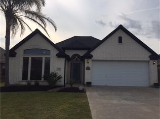 126 Eagle Nest Ct, Richwood, TX 77566