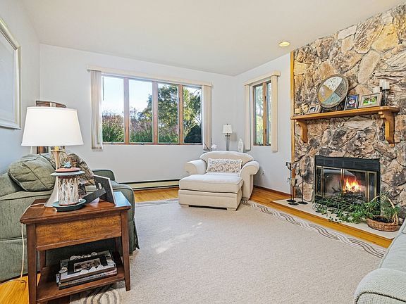 103 Dykeman Rd Carmel Hamlet, NY 10512 ( 007of 42).JPG