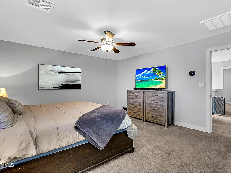 2420 Sammy Cervantes St — Photo 14