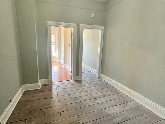 3rd image of 44 Clerk St #3