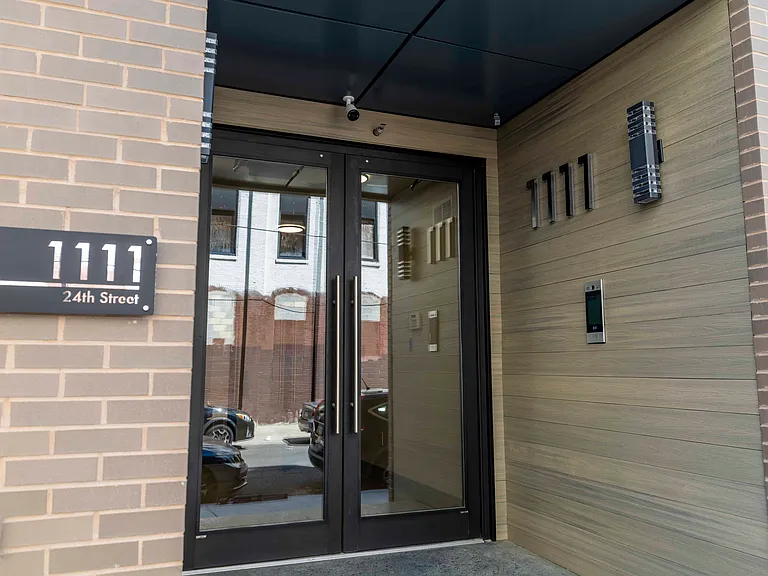 1111 S 24th St #401 — Photo 22