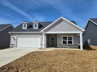 4328 Evergreen Ct #52, North Canton, OH